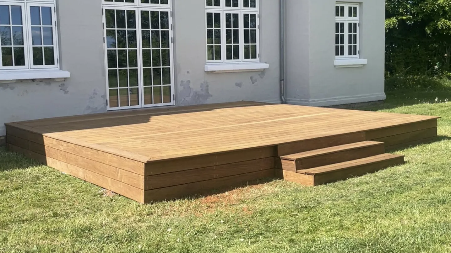 Træterrasse projekt af MK Entreprise